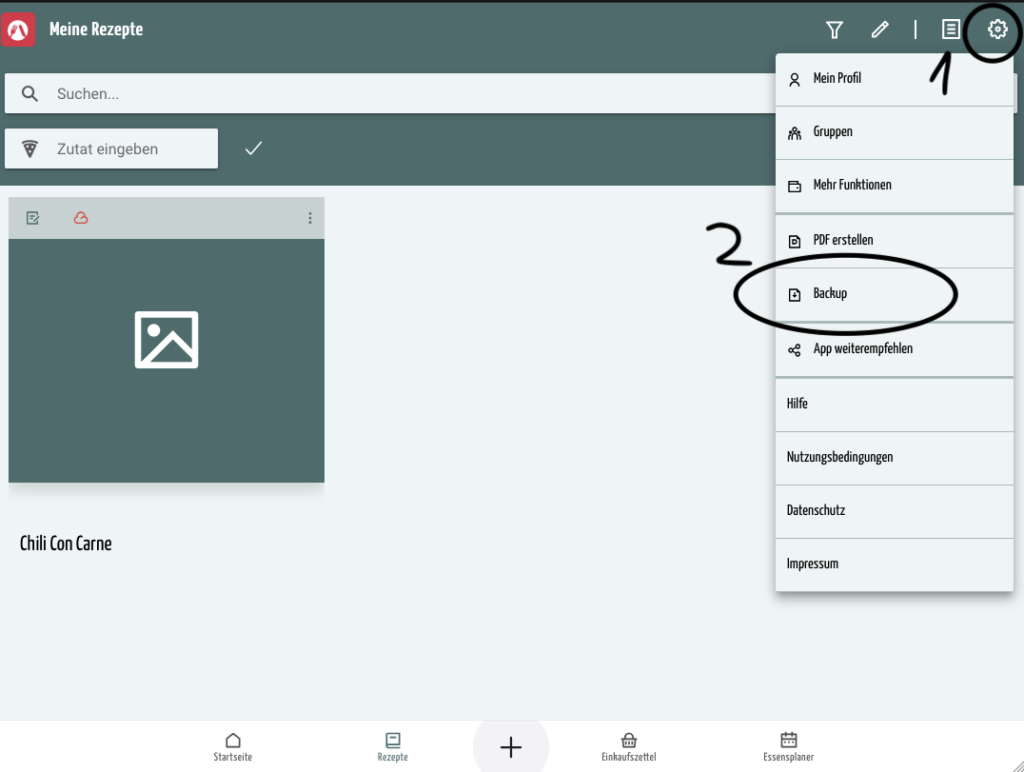 Tippe oben rechts auf das Zahnrad (1) und wähle danach Backup (2) aus